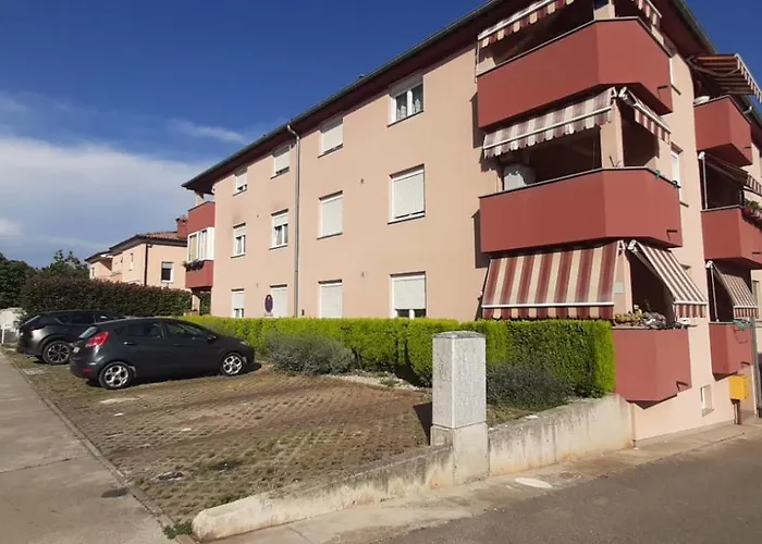 Romina Apartment *