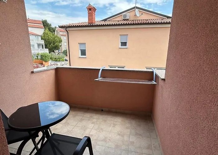 Romina Apartment
